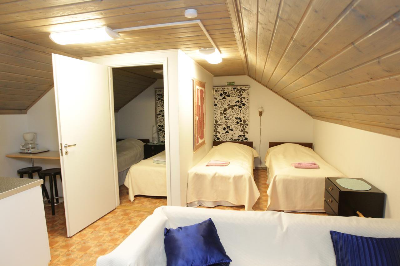 Hotel Urkin Piilopirtti Pinsio Номер фото