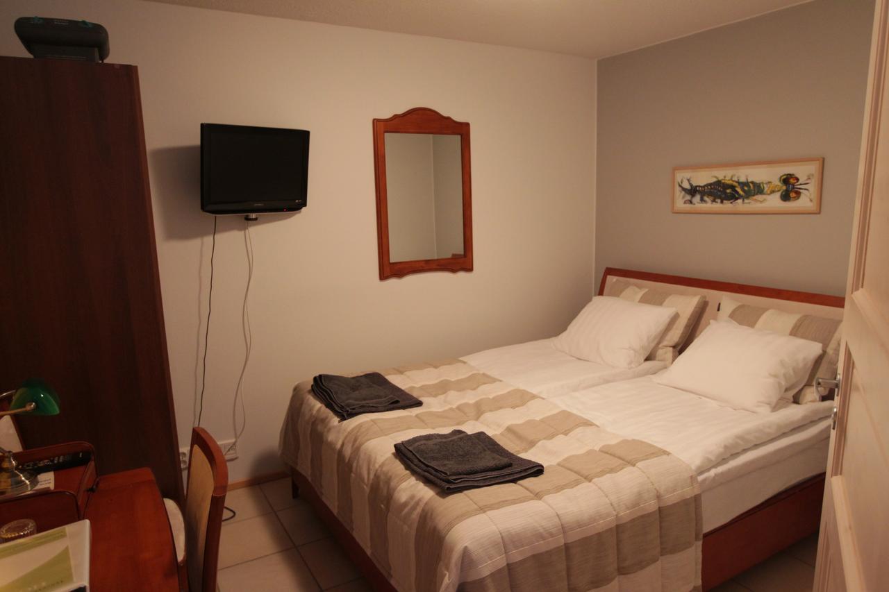 Hotel Urkin Piilopirtti Pinsio Номер фото
