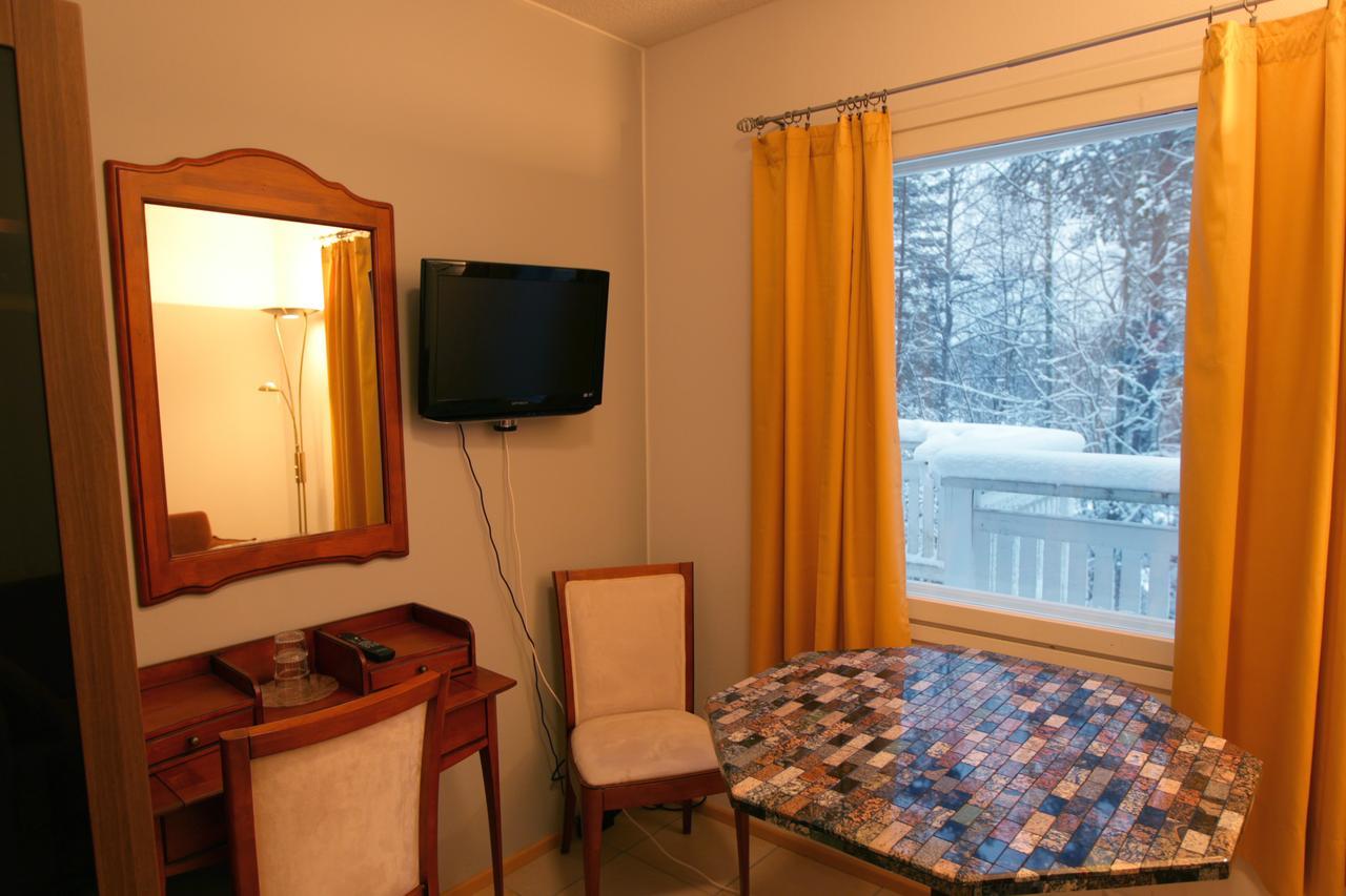 Hotel Urkin Piilopirtti Pinsio Номер фото